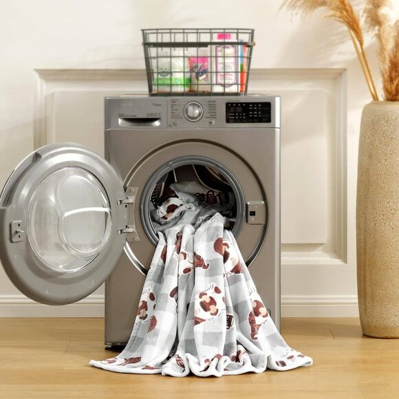 Ultra-Soft Bliss Gnome Coffee Throw Blanket - Cozy Grey Plush™ 50x60" - Picture 9 of 9